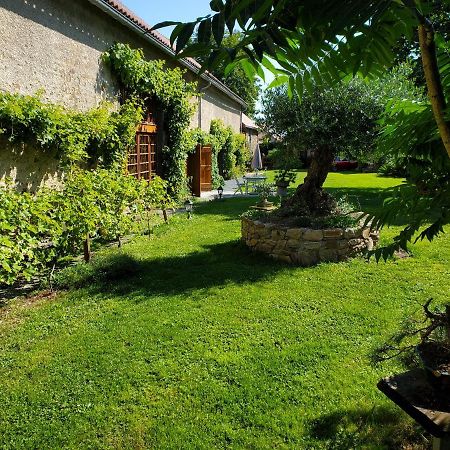 Domaine Des Maillets Acomodação com café da manhã Blot-l'Eglise Exterior foto